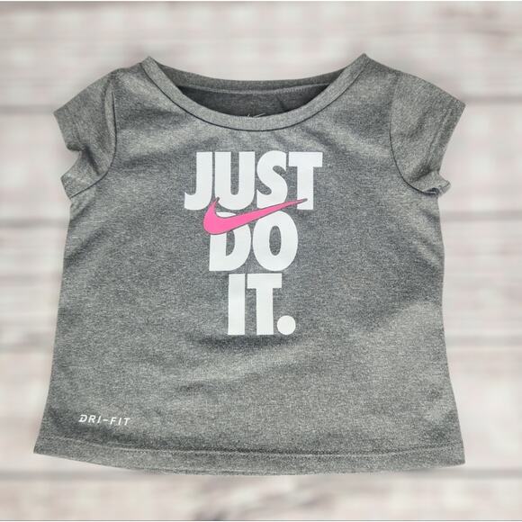 Nike Dri Fit Baby Girl's Gray Athletic Tee Size 18 Months Sporty - Picture 1 of 9